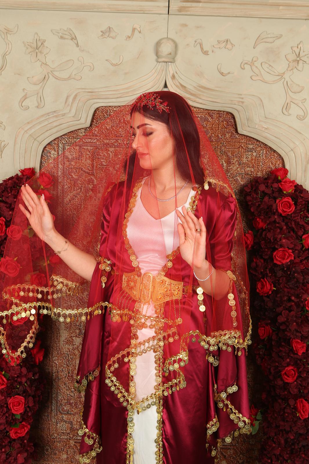 Red Coin Veil