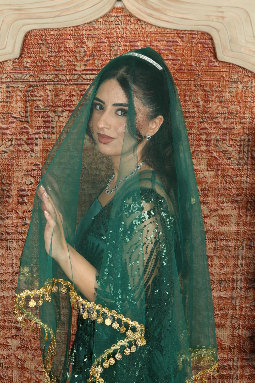 Emerald Coin Veil
