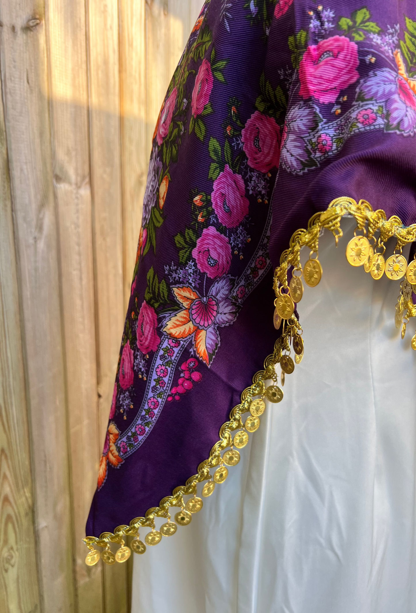 Women's Gold Detail Keffiyeh in Purple